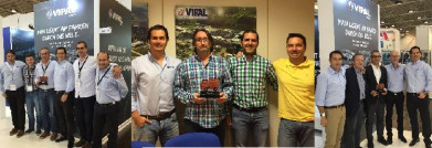 Vipal_homenajea_a_sus_clientes_europeos_por_los años_de_trabajo_conjunto