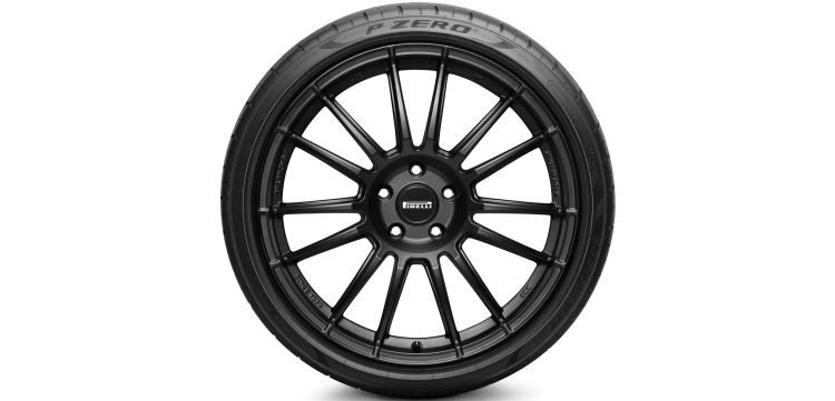 Pirelli p zero PZ4