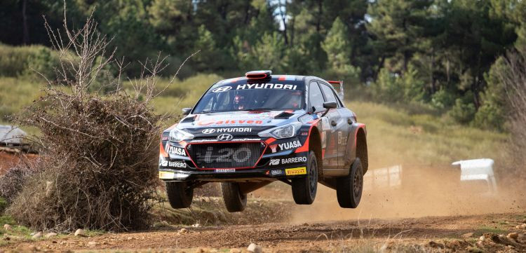 Ivan Ares Pirelli campeonato rallyes españa