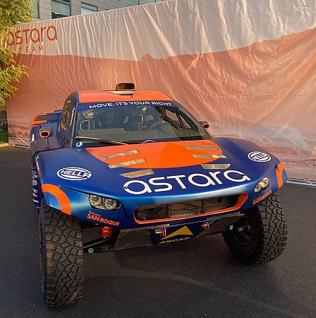 HELLA Dakar 4