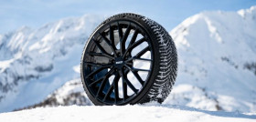 Pirelli PZERO Winter 2