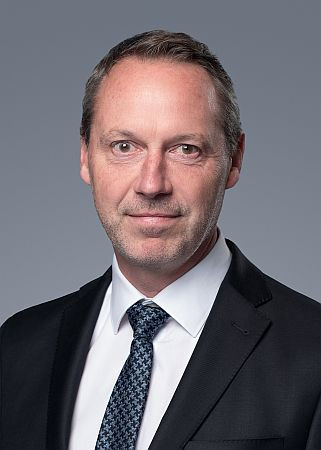 Bart de Groof Senior Axalta Global Marketing Director Refinish